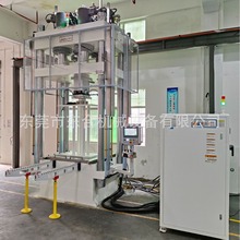 늽��늶ѽM�b300���ŷ�Һ���C ����10����300�����{���ߴ��
