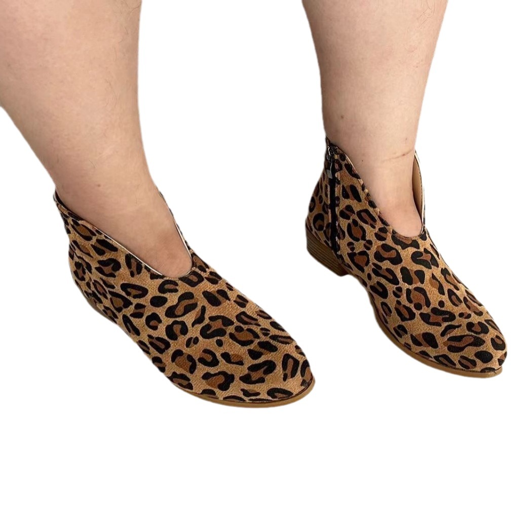 Comercio exterior europeo y americano 2023 otoño nuevo gran tamaño Amazon Venta caliente de leopardo de las mujeres de tacón grueso botas de mujer zapatos de mujer