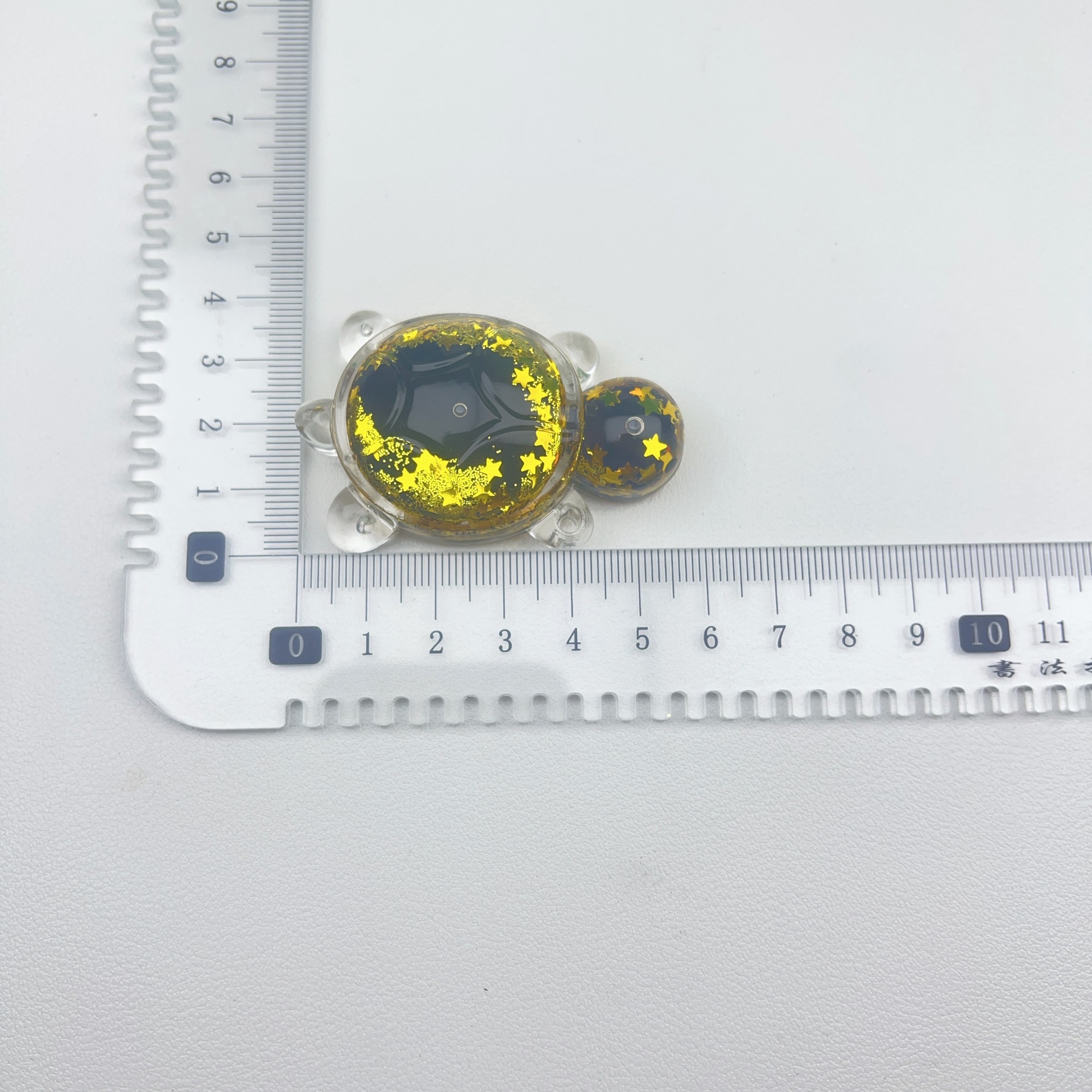 Chatter en vivo explosión de joyería DIY arena flotante en aceite explosión tortuga llavero bolso de teléfono móvil colgante decoración de escritorio