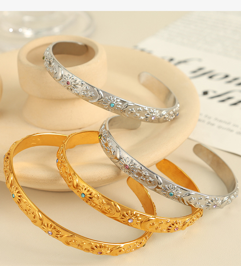 Holiday, Date Occasion PVD Coated Real Gold Plated Sun Moon Titanium Steel Retro Simple Style Waterproof Non Tarnish Titanium Steel Bangle