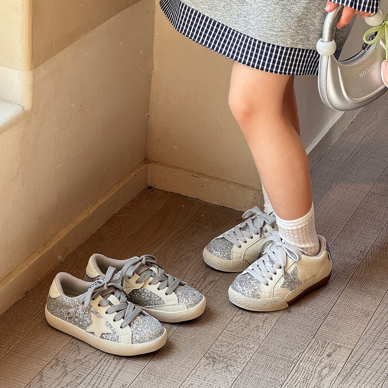 Sequin Children's Star Shoes 2026 Spring/Summer New Children's Shoes Girls' Sneakers White Shoes Non-Slip Soft Boys' Dirty Shoes Sequin Children's Star Shoes 2026 Spring/Summer New Children's Shoes Girls' Sneakers White Shoes Non-Slip Soft Boys' Dirty Shoes
