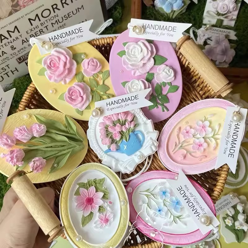 Tulip Flower Plaster Doll Coloring Blank Graffiti 3D Relief Painting DIY Creative Craft Team Building Activity