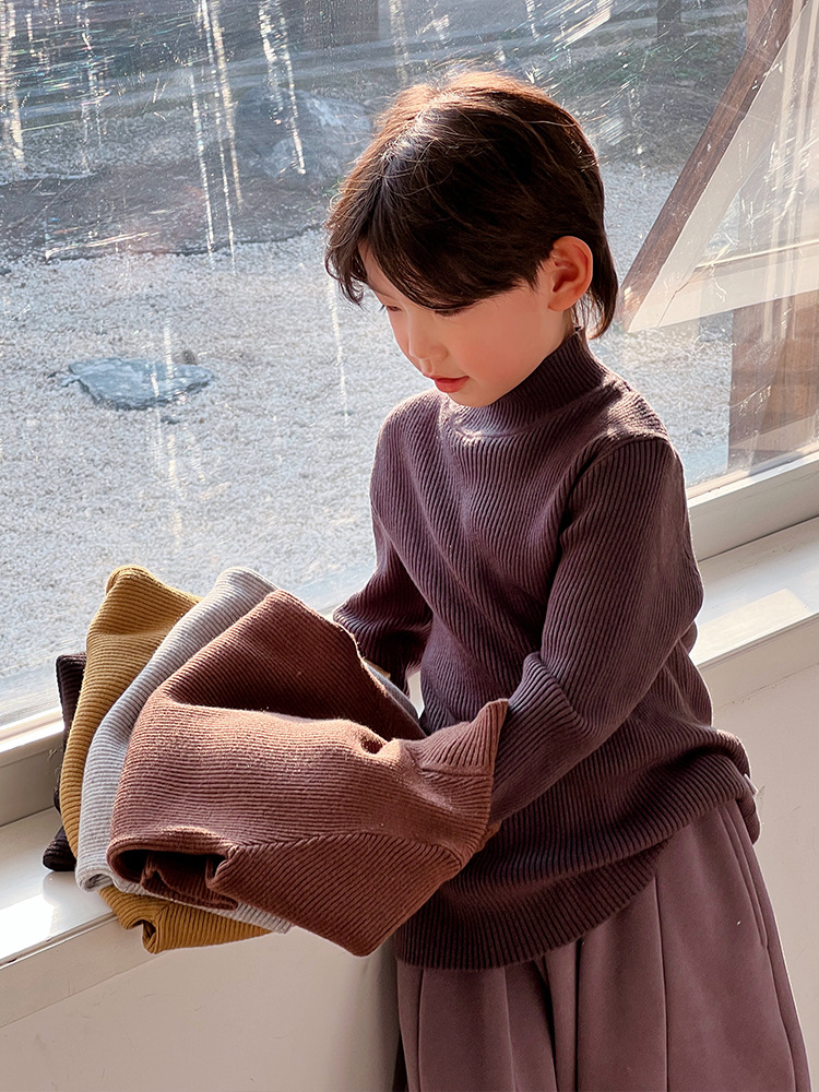 Children's knitted autumn sweater for boys