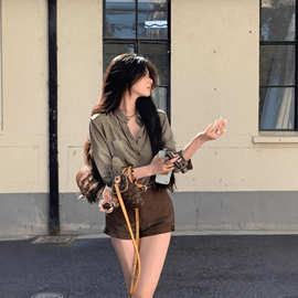 法式绿色polo领长袖衬衫女夏季慵懒风气质衬衣宽松防晒外套上衣秋