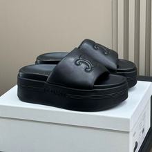 羊皮松糕厚底一字拖鞋女外穿2025夏季新款真皮沙滩凉拖凯旋门增高