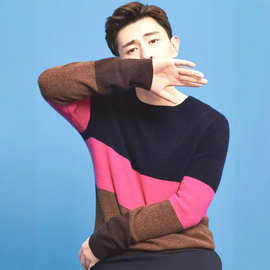 明星同 款男装冬季新款套头圆领加绒加厚拼色条纹长袖毛衣潮男士