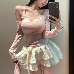 ��Ͱ��كɼ�б���ɫ�ٽz�L��t��Ů������һ�ּ�С���½^��