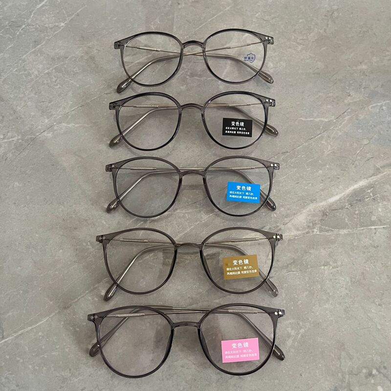 A102 Transparent Gray Eyeglass Frames for Women, Anti-Blue Light Glasses, Plain Glasses, Jie Qiansheng Style, Makeup-Free Magic Frame for College Students A102 Transparent Gray Eyeglass Frames for Women, Anti-Blue Light Glasses, Plain Glasses, Jie Qiansheng Style, Makeup-Free Magic Frame for College Students