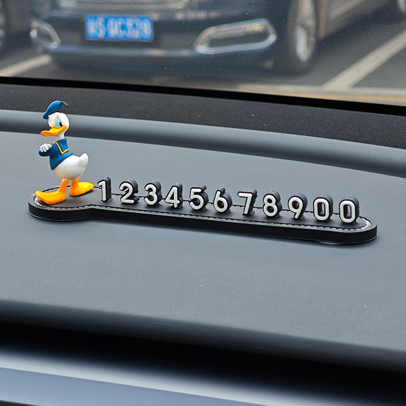 Tarjeta de estacionamiento de diamantes "Tsundere" Donald Duck
