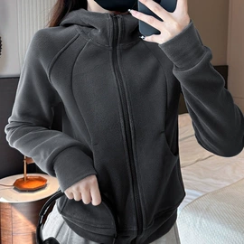 休闲裤;女式卫衣;女式牛仔裤