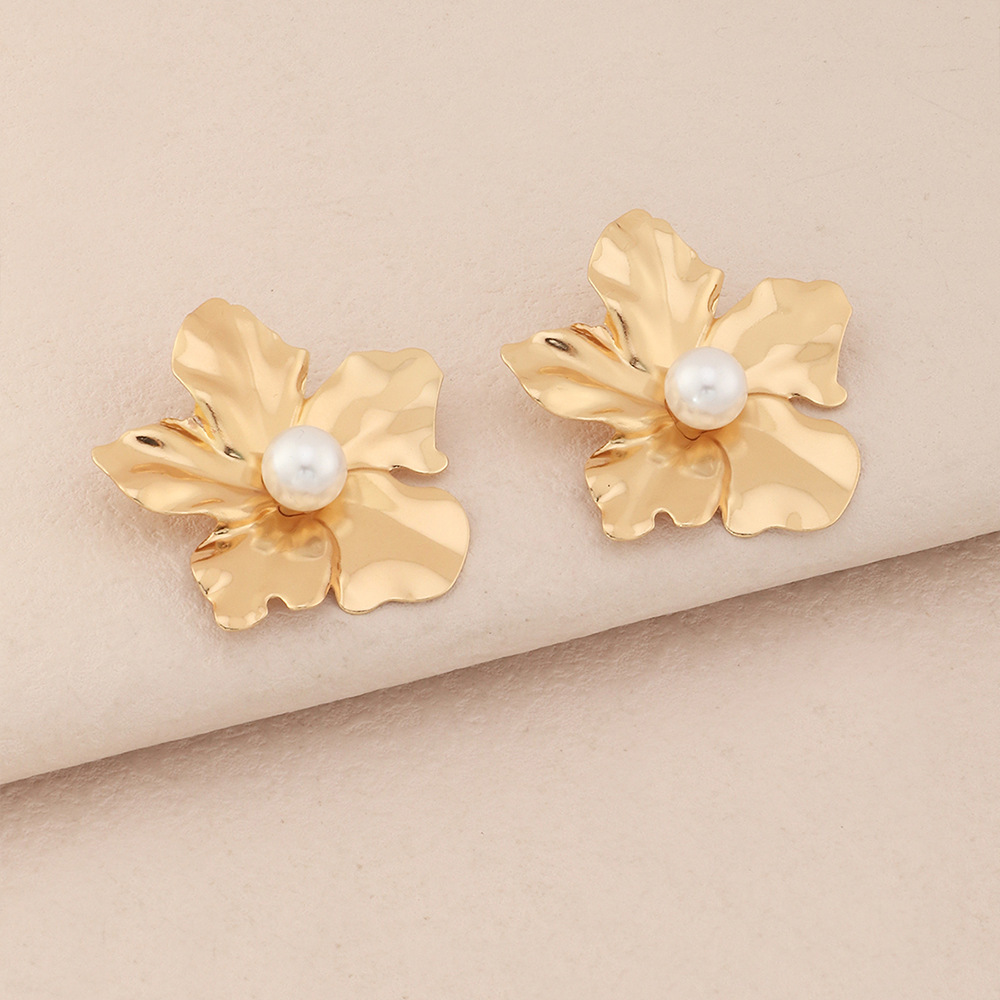 Lady Flower Alloy Plating Inlay Artificial Pearls Women's Ear Studs display picture 1