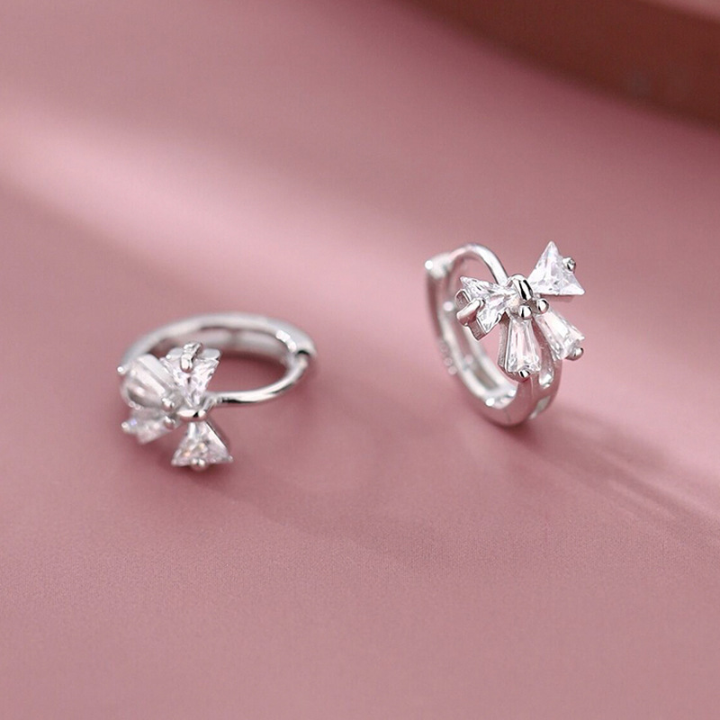 Sunburst Sparkling Diamond Bow Earrings For Women Elegant Design_voghion.com