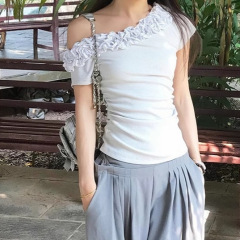 韩系辣妹短袖t恤女新款爆款夏法式设计感小众短款露肩斜肩上衣潮