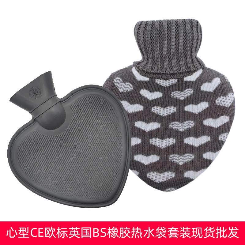 En stock lindo en forma de corazón mano más caliente bolsa de agua portátil creativo llenado de inyección de agua bolsa de agua caliente moda portátil bolso caliente al por mayor