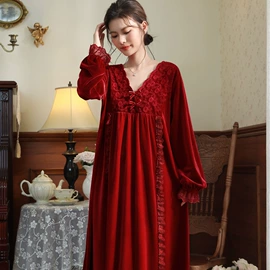 睡裙;女士家居服;睡袍、浴袍