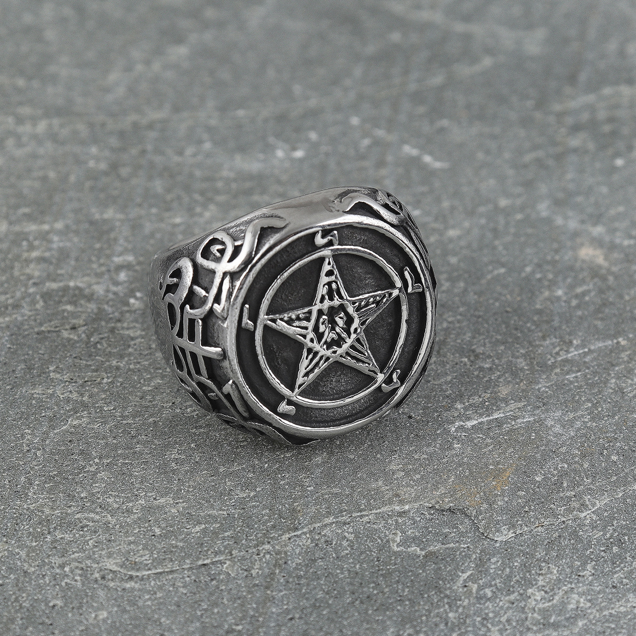 Men's Fashion Satanic Demon Goat Head Ring Image 2