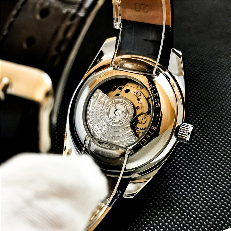 Ogulas hueco-hacia fuera gran volante automático reloj mecánico reloj de los hombres impermeable luminoso fase lunar reloj multifuncional 1781