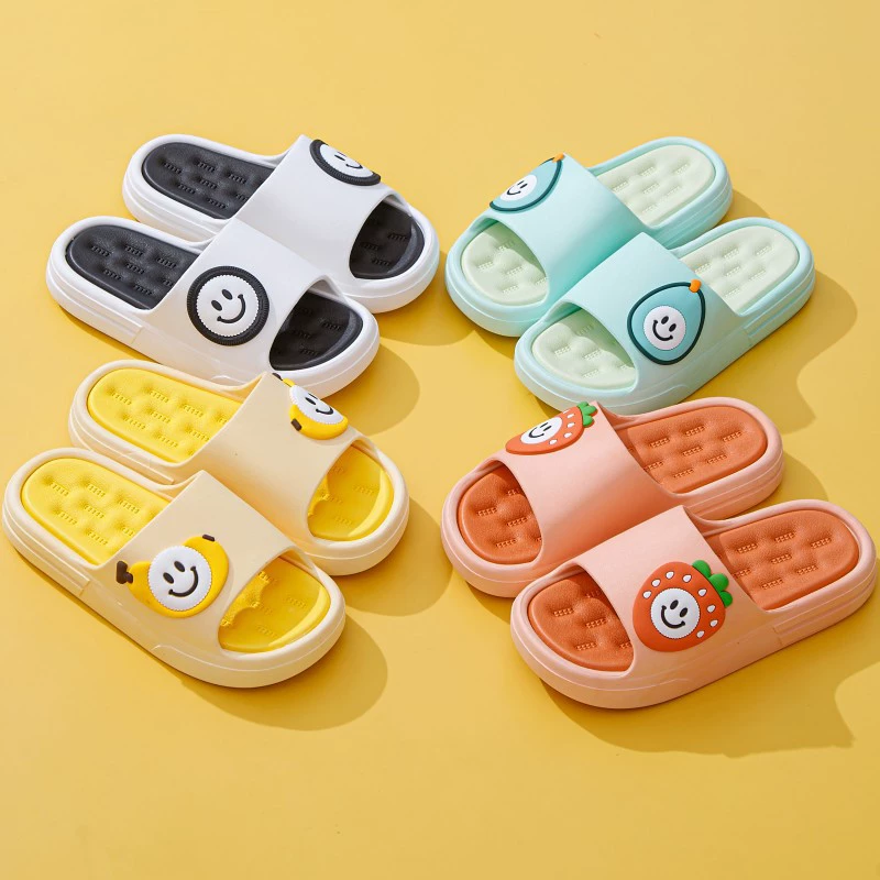 2023 новый стиль сандалии милый мультфильм верхняя одежда Модные Повседневные тапочки одним словом женская обувь Домашние тапочки с мягкой подошвой сандалии