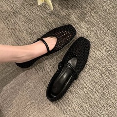 羊の皮の小さい衆は透かし彫りで漁網の靴の女性のフレンチの方の頭の靴の平底の1字を編んで浅い口のメアリー珍の女性の靴を持ちます。