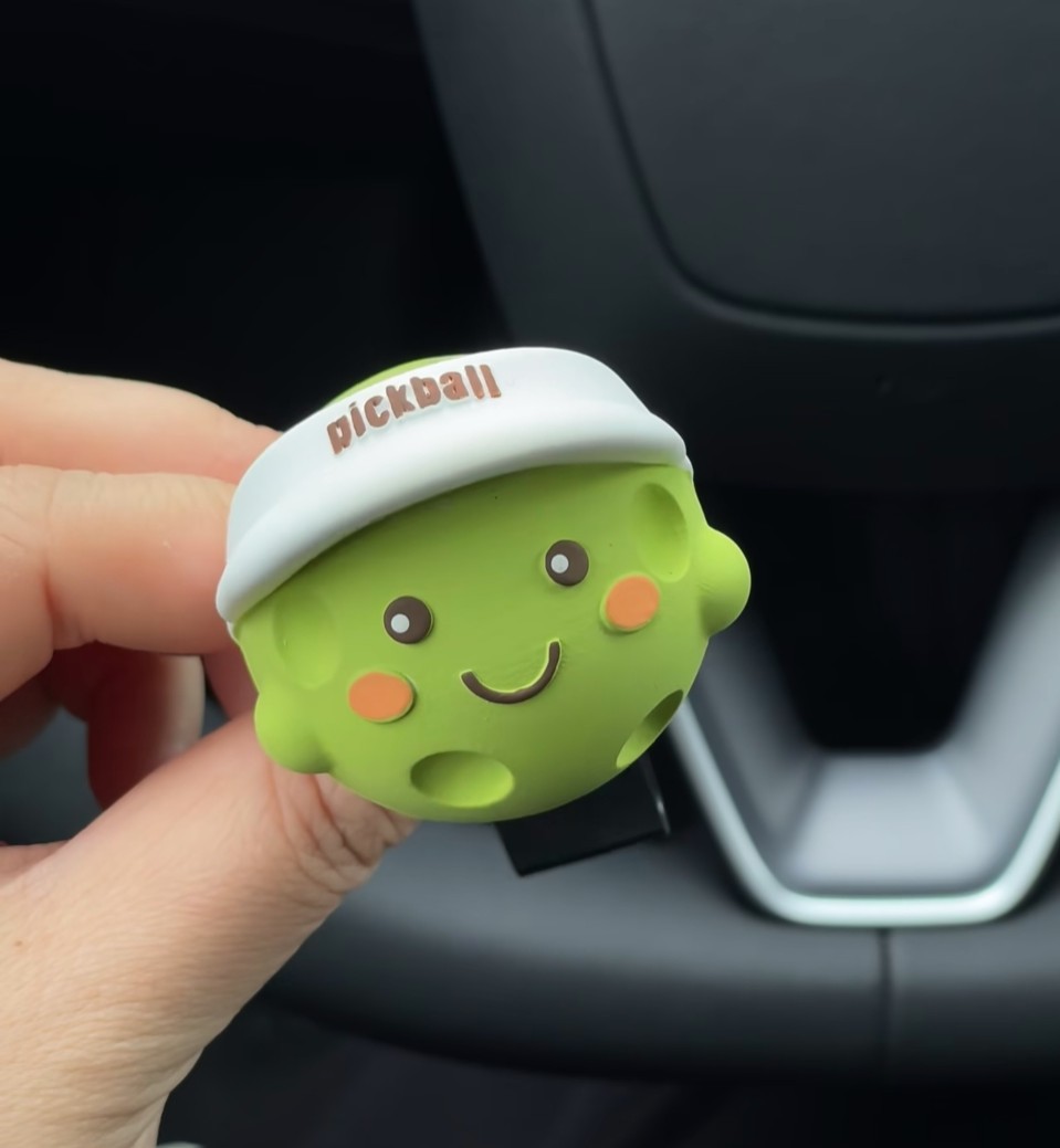 New creative car air freshener pickleball pendant car air vent decoration for girls, new car accessory