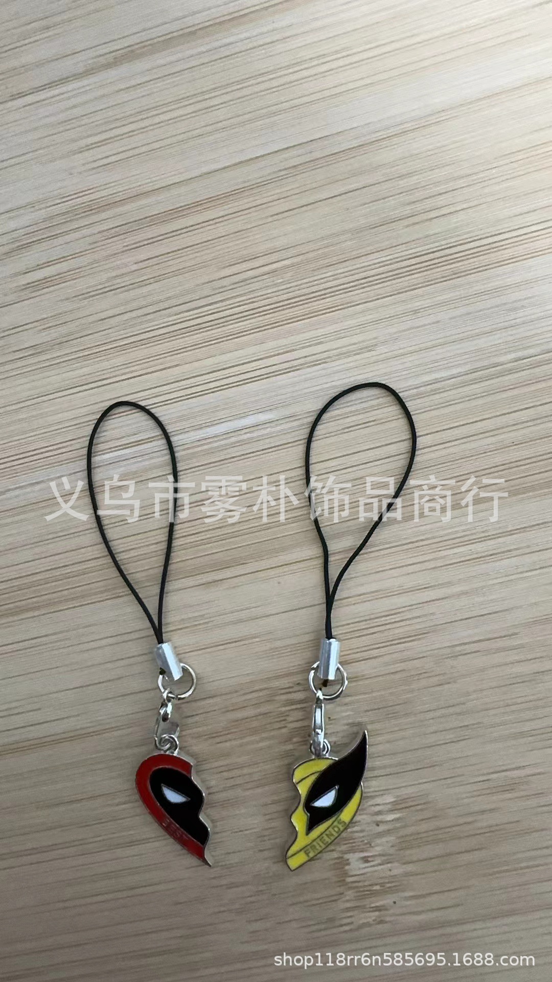데드풀 휴대폰 체인 세트
