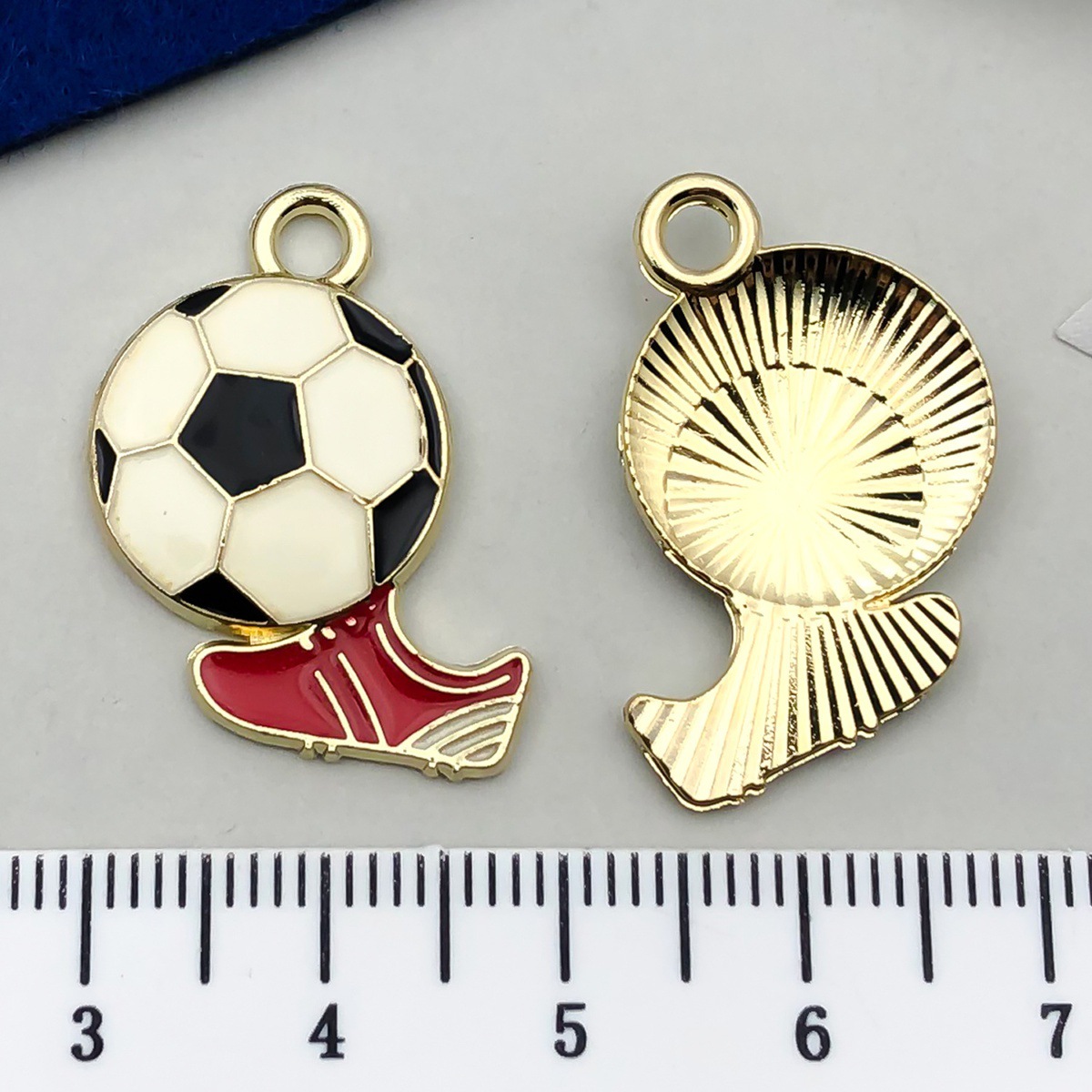 1 sports football 21x25mm-2.1g-16736