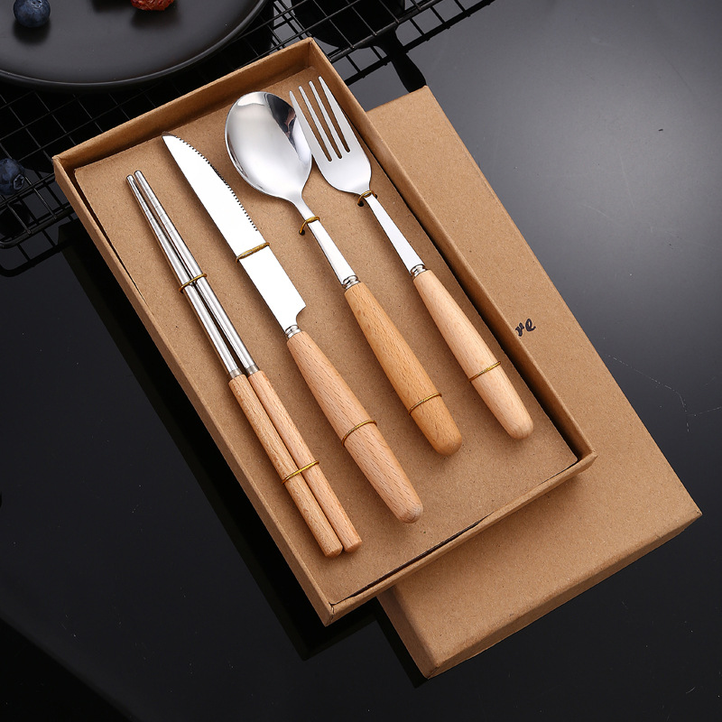 Cuchillo de carne japonés de acero inoxidable mango de madera transfronteriza, tenedor, cuchara palillos cuchara de postre regalo de cuatro piezas traje de vajilla portátil