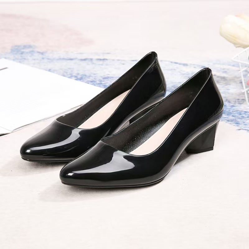 Cross-Border High-Heeled Fashion Ladylike Casual Height-Increasing Women's Summer Pointed Toe Versatile Sandals with Chunky Heels and Non-Slip Outdoor Wear