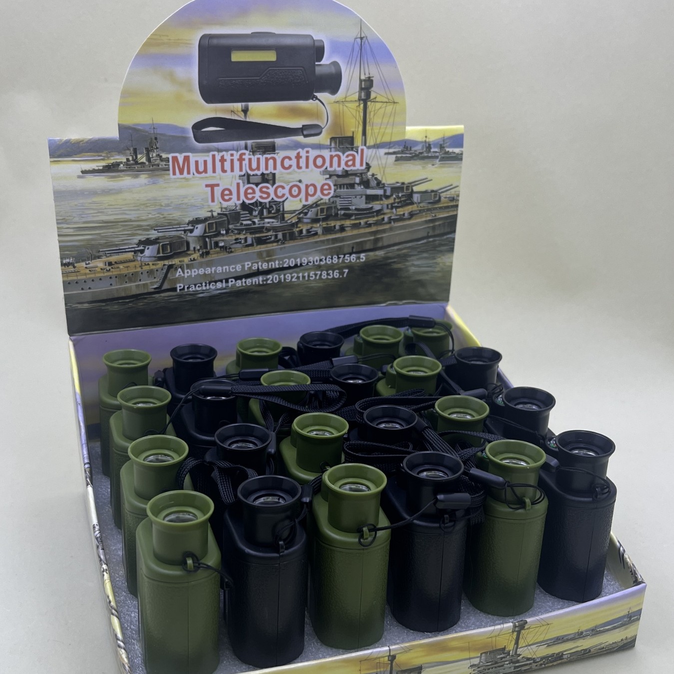 39#新款单筒望远镜 带指南针 红色激光 COB灯学生礼品