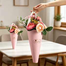 跨境花束包装材料圆形手提花盒鲜花花艺抱抱桶情人节花盒