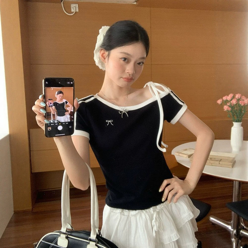 Korean-Style Black One-Shoulder Tie Short-Sleeve T-Shirt for Women, Summer New Striped Slim-Fit Off-Shoulder Trendy Top for Women Korean-Style Black One-Shoulder Tie Short-Sleeve T-Shirt for Women, Summer New Striped Slim-Fit Off-Shoulder Trendy Top for Women