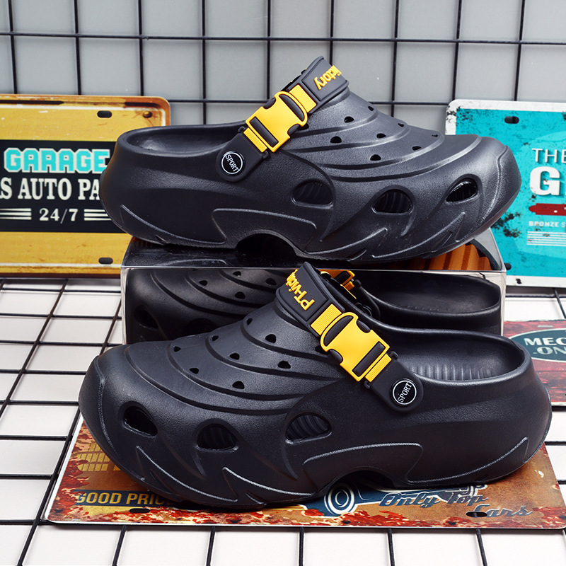 Men's Summer New Trendy Thick-Soled Crocs Shoes with Poop Feeling, Toe-Toe Slippers for Outer Wear, Non-Slip Beach Sandals