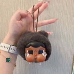 新款小黑蛋搪胶款钥匙扣挂件情侣挂件蝴蝶结抓娃娃机款式批发款式