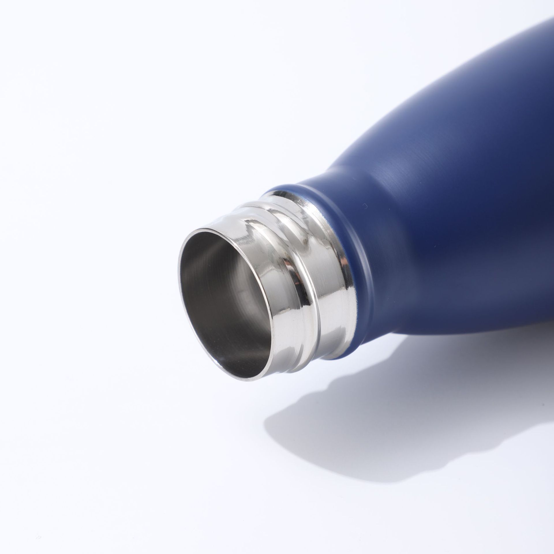 Transfronterizo botella de coque 304 taza de vacío de acero inoxidable de doble capa de vacío taza de coque al aire libre conveniente FÁBRICA DE hervidor al por mayor