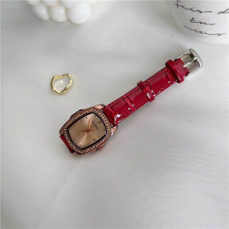 Square women's watch, quartz watches