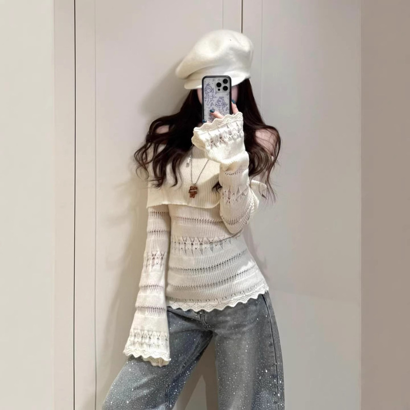 Korean-Style Design Hollow-Out Bell-Sleeve Knit Top, Unique and Beautiful One-Shoulder Slim-Fit Waist-Cinching Blouse for Spring 2026 Korean-Style Design Hollow-Out Bell-Sleeve Knit Top, Unique and Beautiful One-Shoulder Slim-Fit Waist-Cinching Blouse for Spring 2026