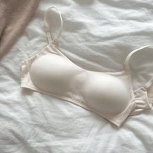 日系内衣女春秋小胸聚拢防下垂色抹胸式无痕简约性感美背文胸罩