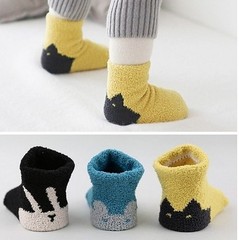 10 Pairs of [Coral Fleece Dot-Glue Socks] – Thickened Winter Sleep Socks for Kids & Infants, Perfect for Baby Floor Wear