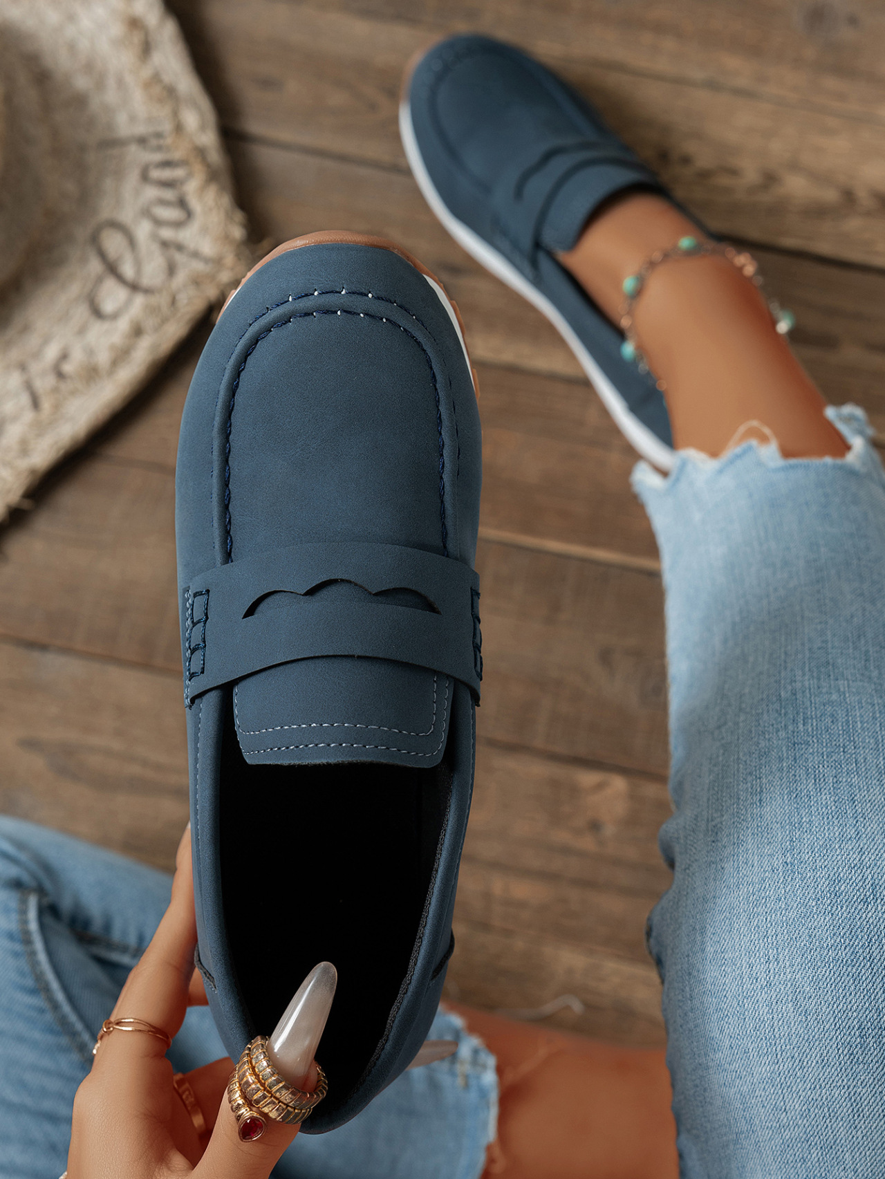 Comfortable Plus Size Women's Running Shoes Spring British Style Loafers Thick Soled_voghion.com