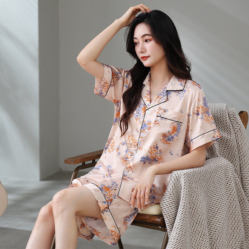 [Same Style in Shopping Malls] Textured Ice Silk Short-Sleeved Shorts Pajamas for Women Summer Thin Imitation Silk Home Wear Set