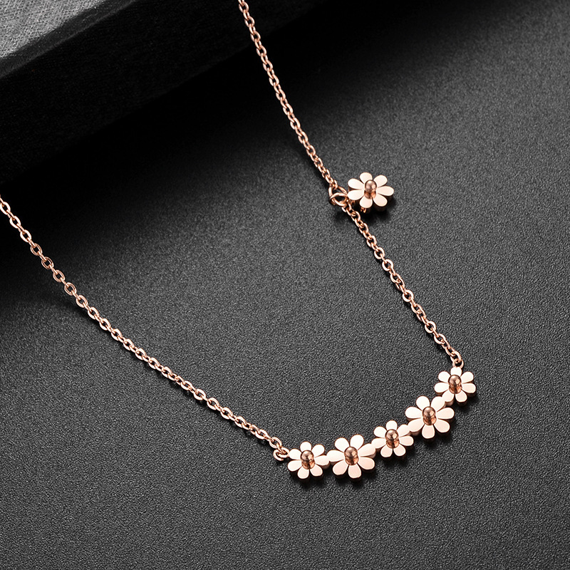 18g Weight Necklace Classification Simple Style Flower Titanium Steel Plating Gold Plated Necklace
