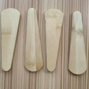 Factory direct small bamboo shoehorn high-end environmental protection hotel business portable mini travel shoe wearer shoe pump