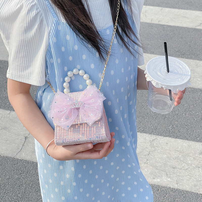 Wholesale 2023 Boys' and Girls' Fashion Trendy Matchy-Matchy Cute Anime Simple Shoulder Bag Small Square Handbag