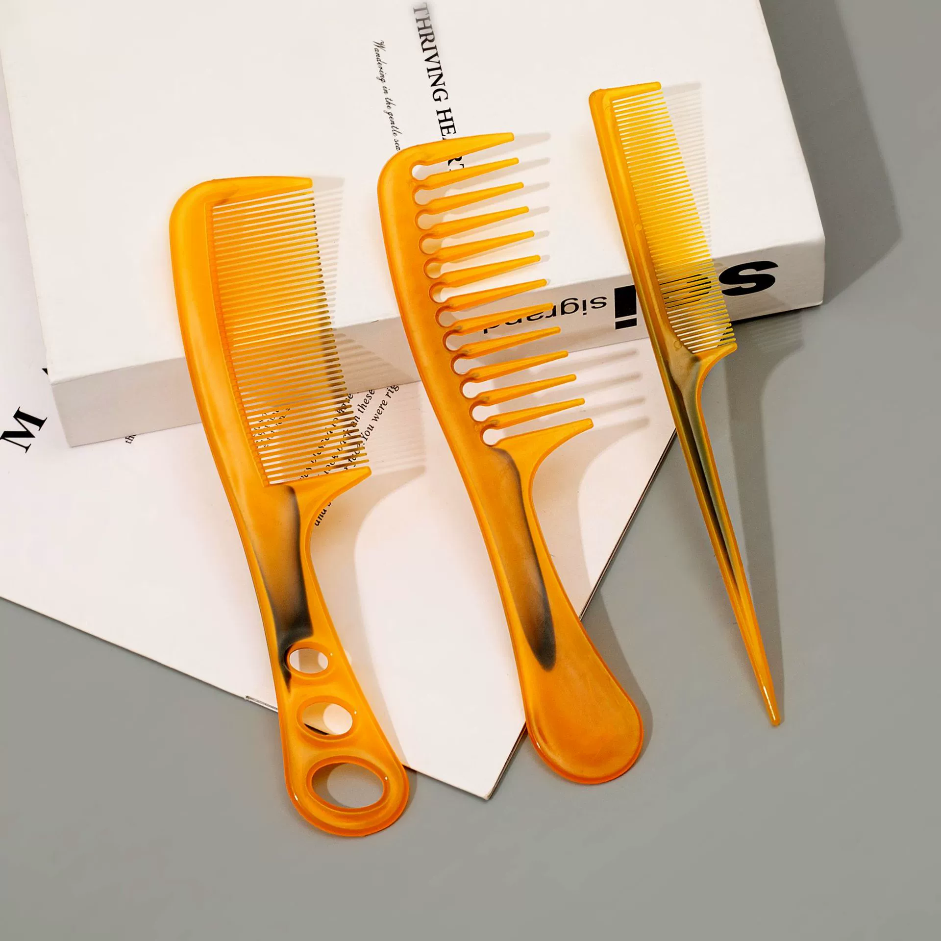 Пластиковая гладкая расческа-имитация рога, портативная парикмахерская расческа, расческа для укладки волос, подарок для уличных торговцев, маленькая расческа с длинной ручкой, оптом в наличии