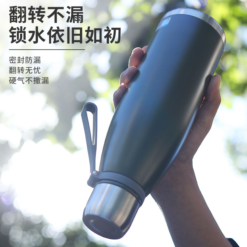 Nueva botella de cola portátil deportes de acero de gran capacidad de acero inoxidable 316 Termo de vacío taza con una taza de cuerda portátil