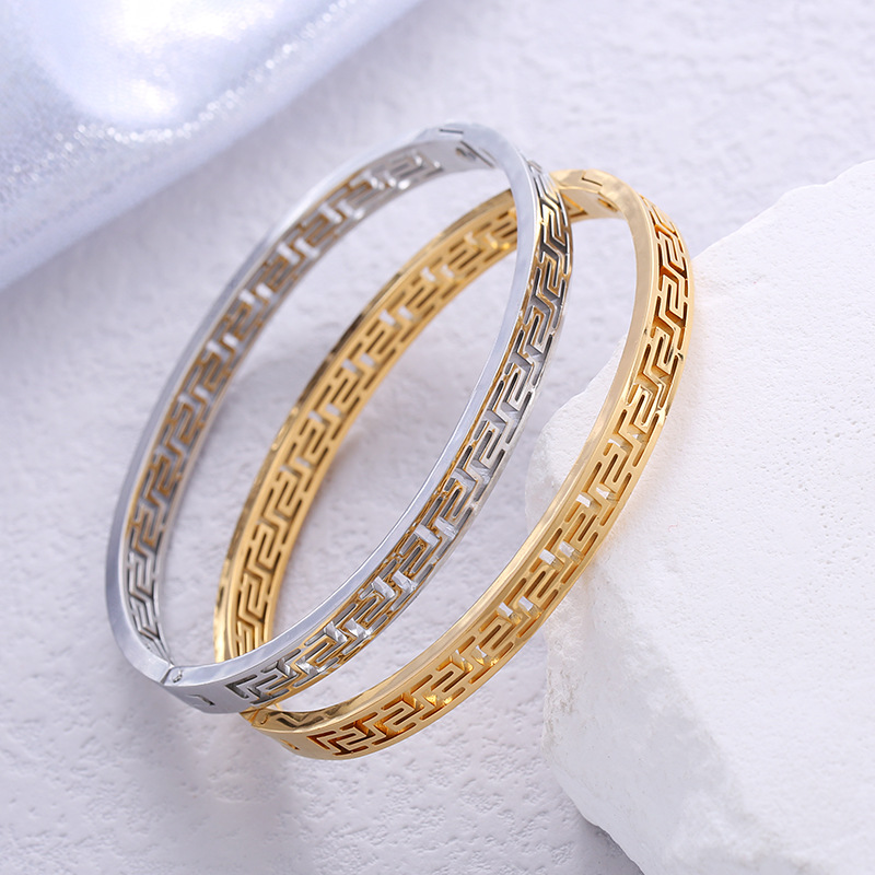 Wholesale Basic Geometric Stainless Steel Bangle display picture 3