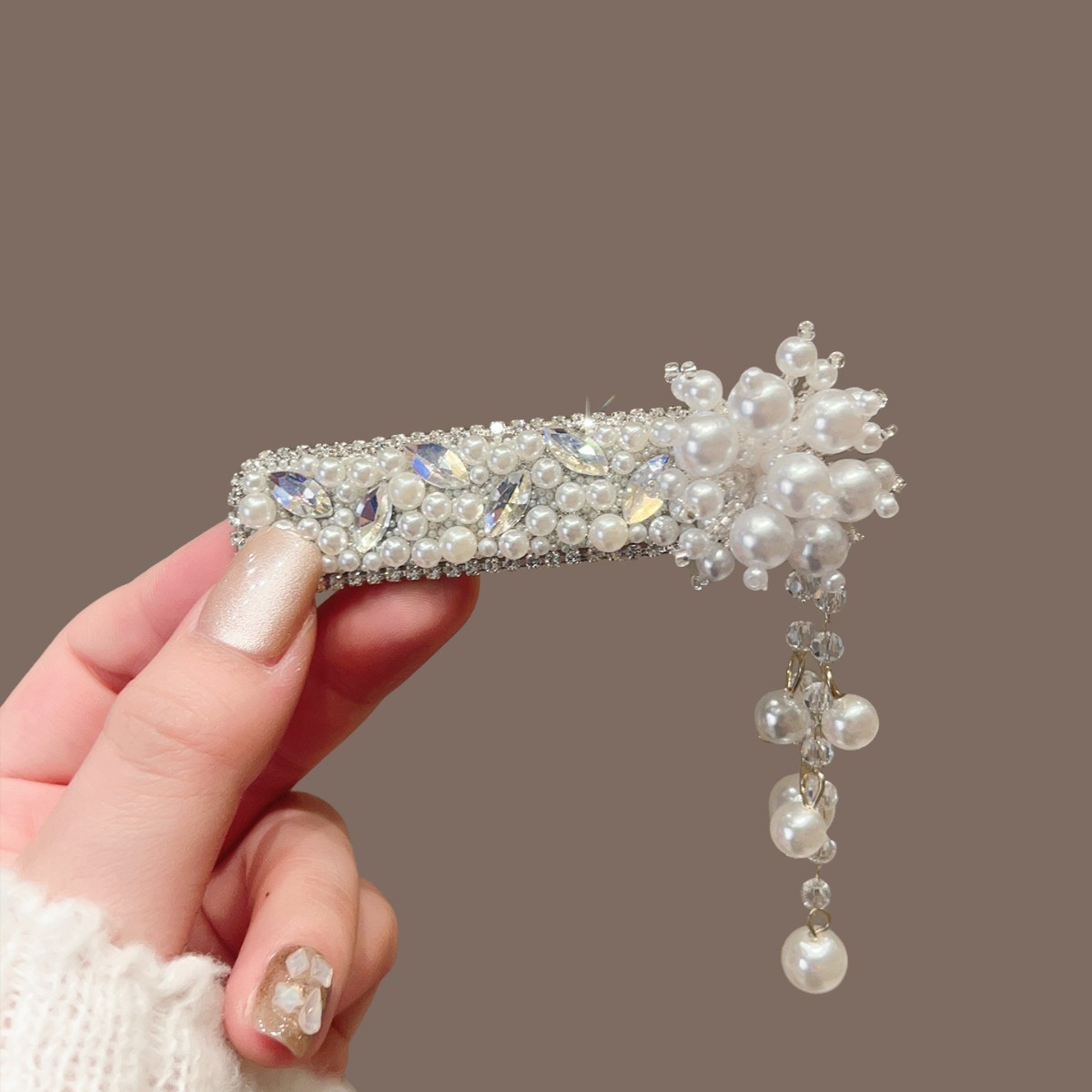 Colored Diamond Pearl Snowflake BB Clip