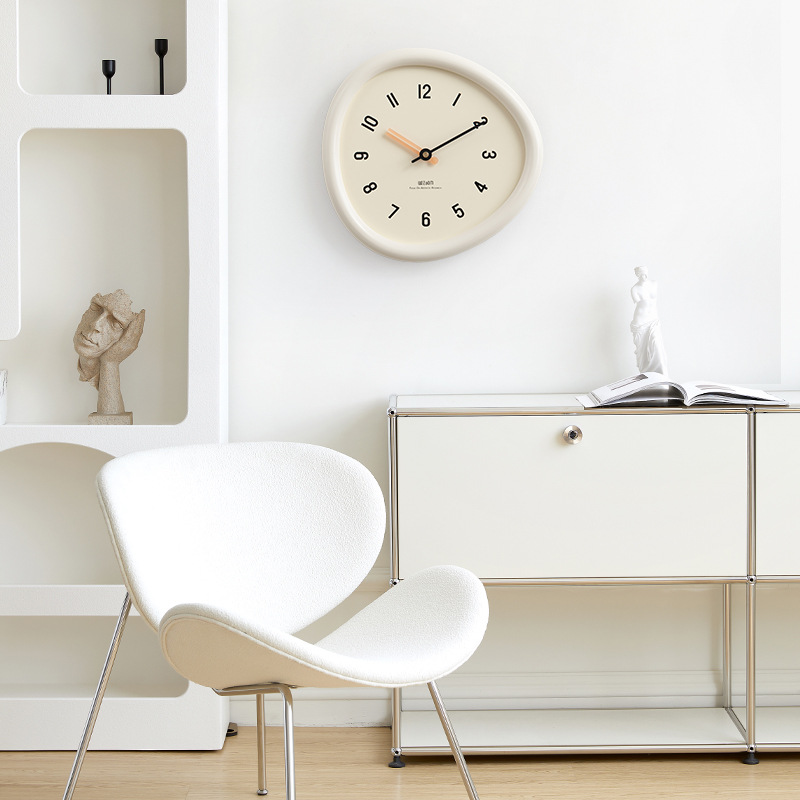 wozoom屋准モダンミニマリスト壁掛け時計2026年新作リビングルームアートクリエイティブレストラン時計装飾壁飾り