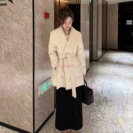 时尚休闲套装;棉衣;羽绒服