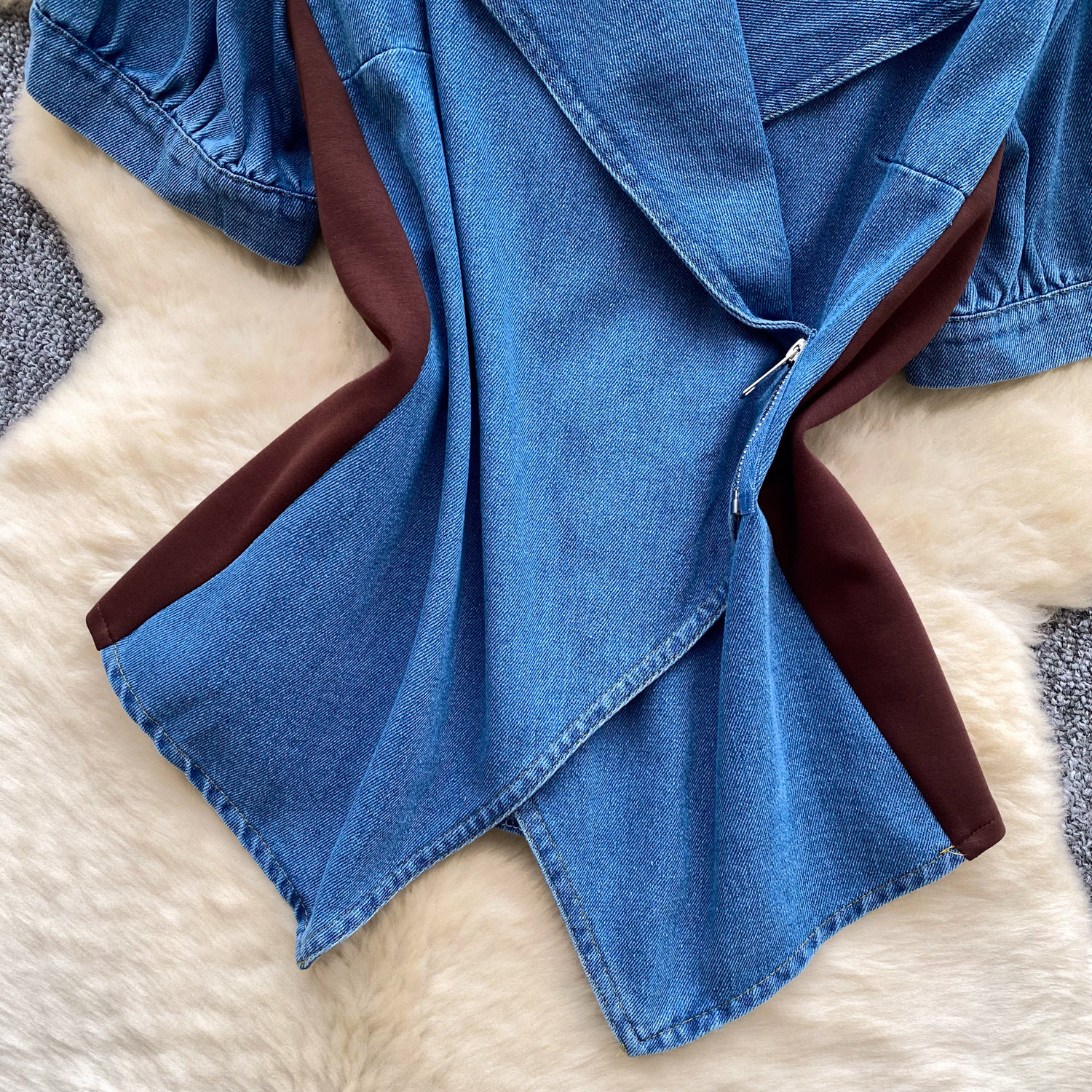 Women's French-Inspired V-Neck Short Sleeve Blouse With Asymmetric Hem And Waist-Defining Silhouette_ecoleips.com